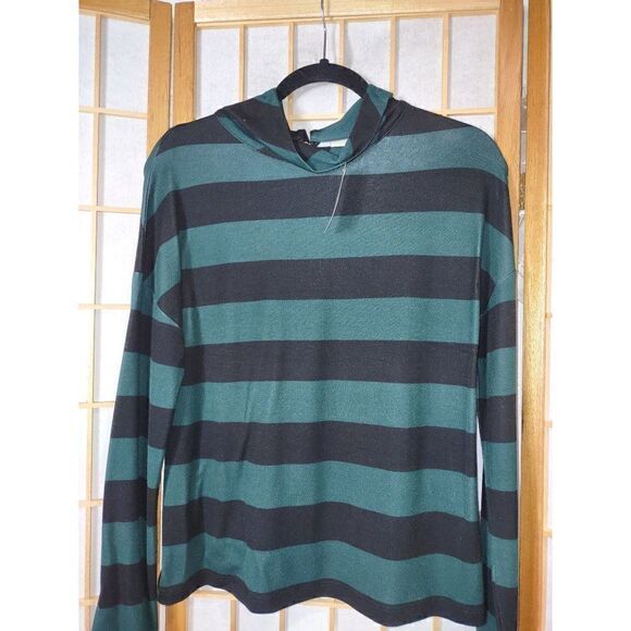 NWT Chico's Sz 0 (Sm) Striped Top - Picture 13 of 13